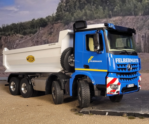 Mercedes-Benz Arocs 1:14 8x8 Kipper hydraulisch